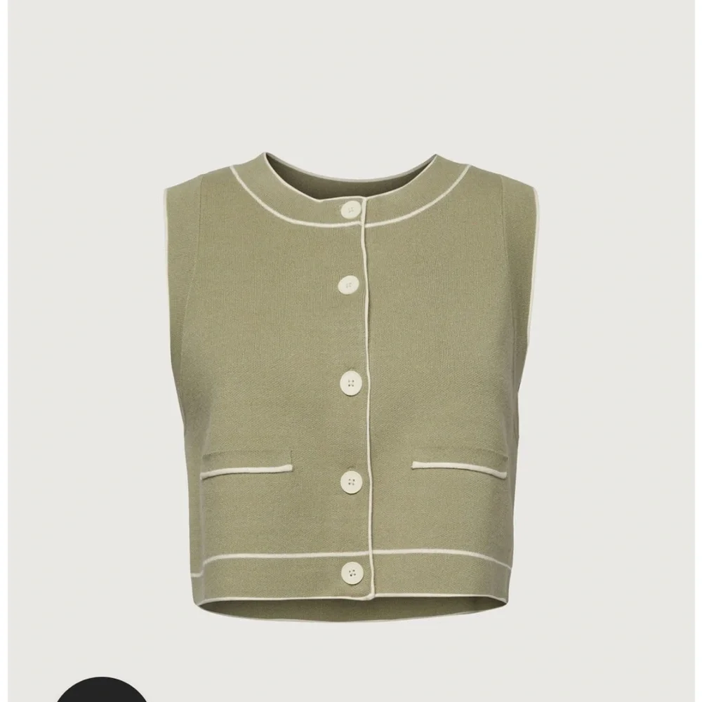 Button Up Sweater Vest - Tea and Cream - Picture 5 of 5